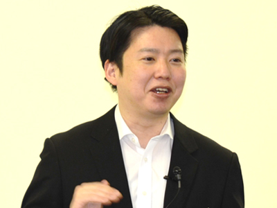 西内　啓 氏