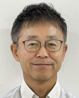 秋山 敬祐 氏