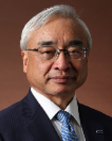 須賀 康雄 氏