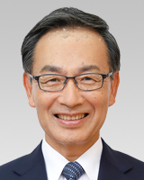 津賀 一宏 氏