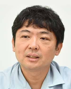 茨木 康充氏