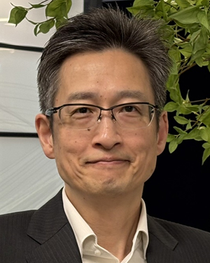 村松 勝 氏