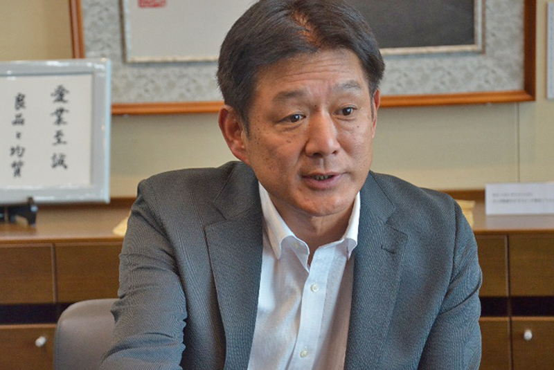 田村 信也 氏