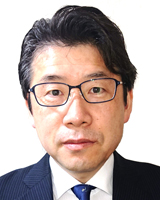 野上 真裕 氏
