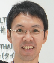 掛川 悠 氏