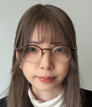河内 晴菜 氏