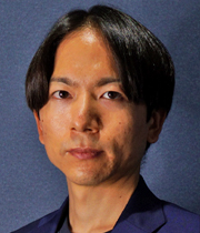 小林 大晃 氏