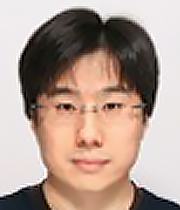 栗田 太郎 氏
