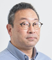 佐野 忠 氏