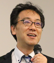 和泉 憲明 氏