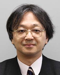 艸薙 匠 氏