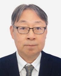 牧 隆史 氏